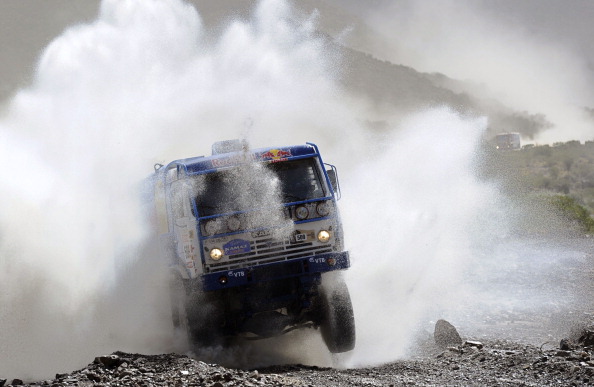 «Дакар-2012».  «КАМАЗ» Артура Ардавичуса лидирует в общем зачете грузовиков. Фоторепортаж с третьего этапа ралли