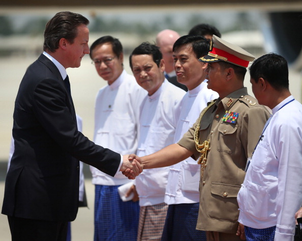 Визит премьер-министра Великобритании Дэвида Кэмерона в Мьянму