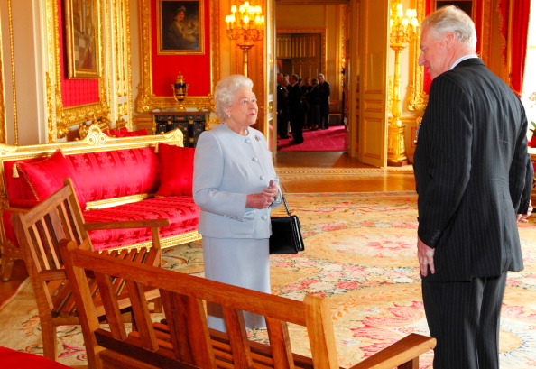 Королева Елизавета II встретилась с представителями Ассоциации королевских инженеров