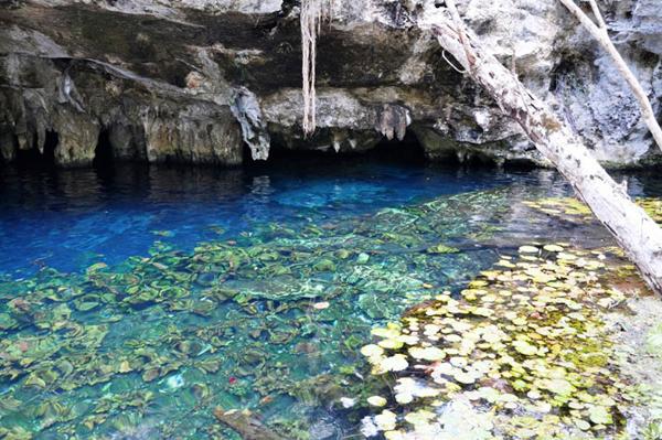 Красота подземных рек и озер Юкатана