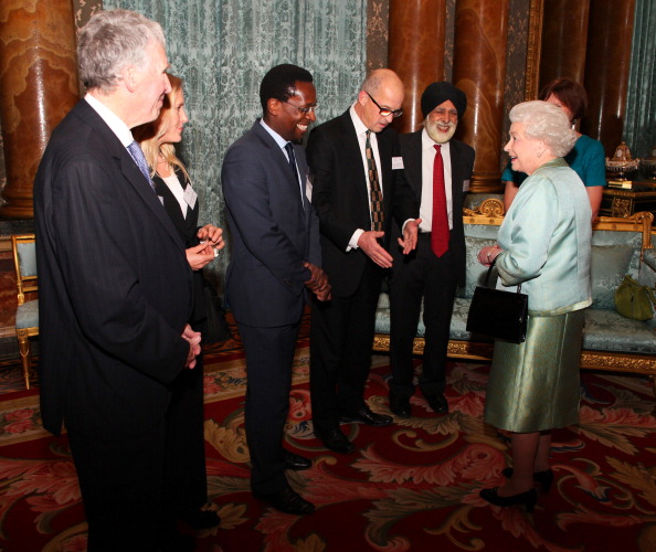 Королевская  семья Британии на приеме в честь предстоящего 60-летнего юбилея правления королевы Елизаветы II