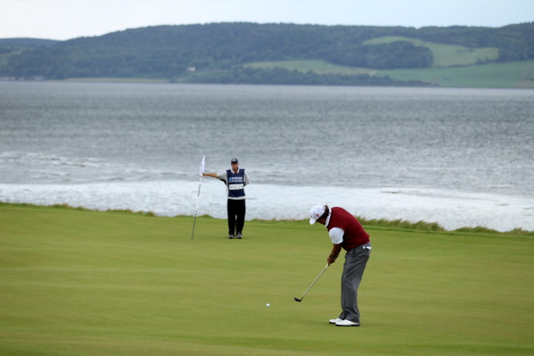 Фоторепортаж о гольфисте Филе Микельсоне на  первом туре Barclays Scottish Open. Фото: Richard Heathcote/Getty Images