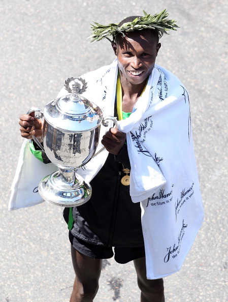 Марафон в Бостоне выиграл Джеффри Мутаи из Кении. Фото: Elsa/Getty Images