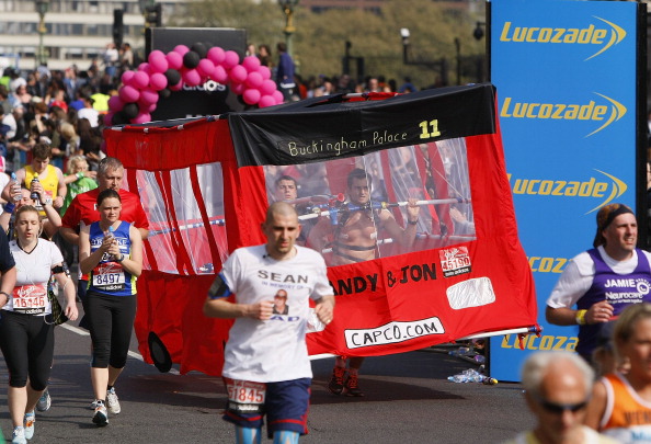 Лондонский марафон Virgin-2011. Фото: Christopher Lee/Warren Little/Oli Scarff/Dean Mouhtaropoulos/Getty Images