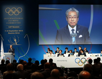 Президент комитета «Токио 2020» Цунекацу Такеда на презентации Токио в ходе 125-й Сессии МОК 7 сентября 2013 года. Фото: Ian Walton/Getty Images 
