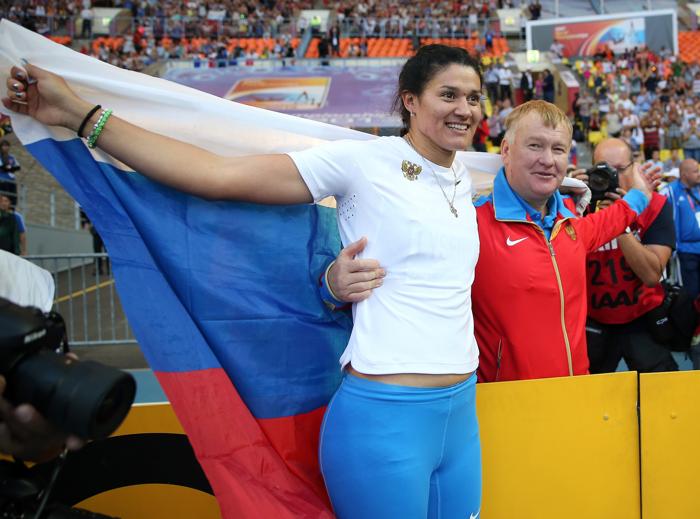 Лысенко стала первой в метании молота на ЧМ