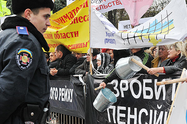 Киев: предприниматели требуют новый Налоговый кодекс