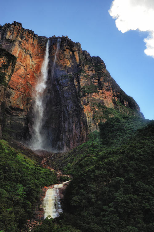 Величие, скрытое в горах - водопад Анхель