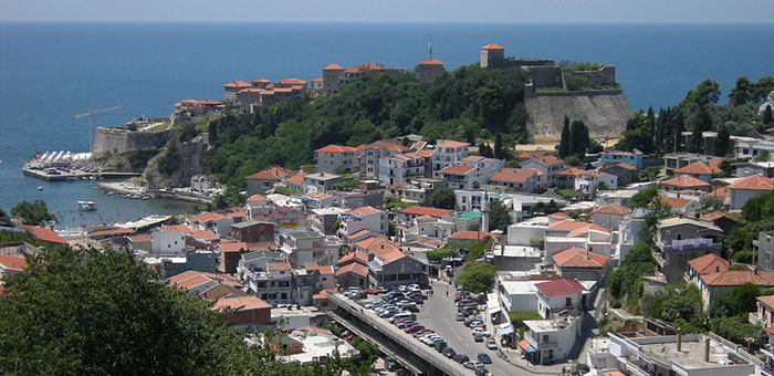Улцинь — город в Черногории на побережье Адриатического моря. Фото: Einer пороть Zu Weit/commons.wikimedia.org