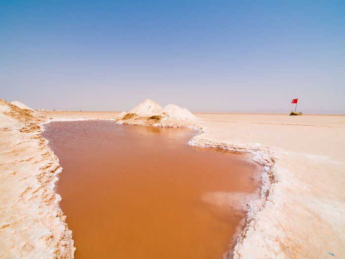 Необычное озеро в Тунисе