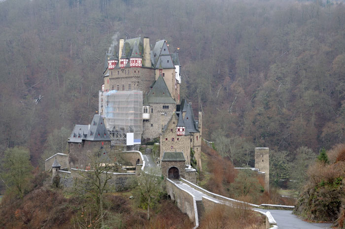Замок Эльц - один из самых красивых немецких замков