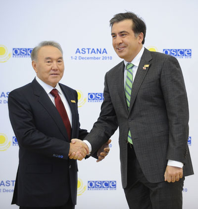 На открытии саммита ОБСЕ президент Назарбаев призвал всех к межконфессиональной толерантности.Фото:ALEXANDER NEMENOV/Getty Images