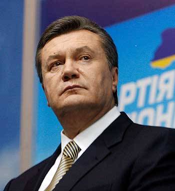Янукович перед поездкой в Брюссель отрекся от Таможенного союза
