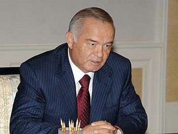 Президент Узбекистана запретил частных нотариусов