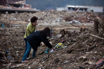 Землетрясение вновь потрясло Японию. Фото: YASUYOSHI CHIBA/AFP/Getty Images