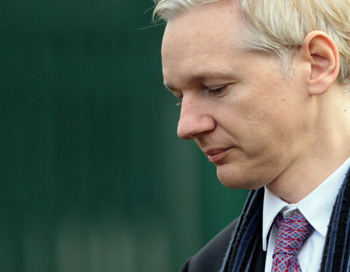 Джулиан Ассанж, основатель сайта Wikileaks решением лондонского суда будет экстрадирован в Швецию для предъявления обвинения в преступлениях сексуального характера. Фото: Dan Kitwood/Getty Images News
