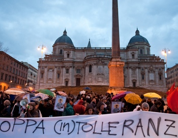 Протест анти-рассистов в Розарно. Фото: ANDREAS SOLARO/AFP/Getty Images