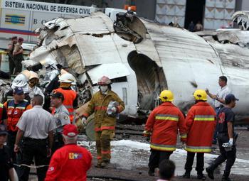 В авиакатастрофе самолета ATR-42 в Венесуэле выжили 36 человек