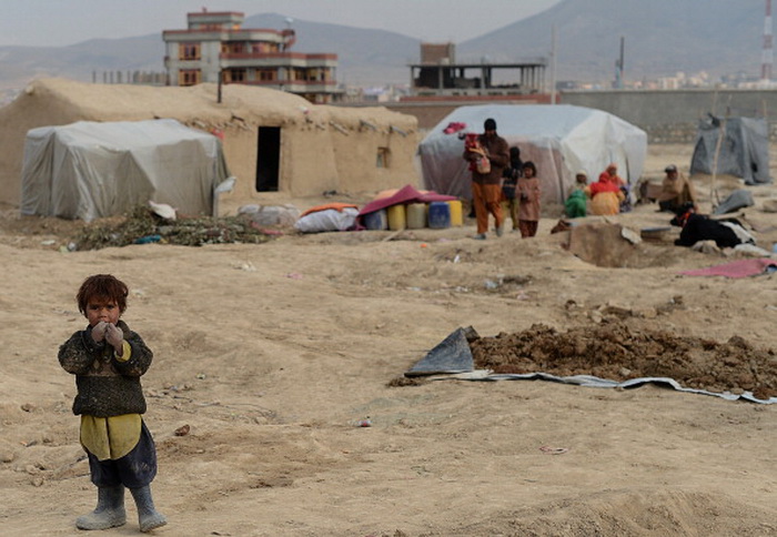 В Афганистане  от взрыва мины погибли десять девочек