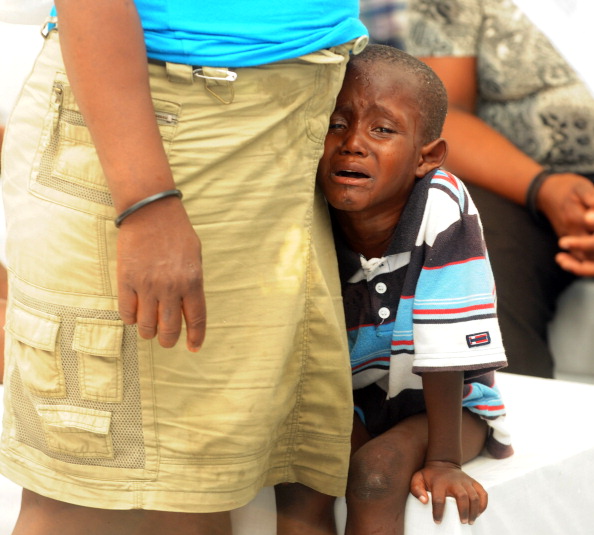 Эпидемия холеры на Гаити, унесшая жизни более тысячи человек, распространяется в другие страны