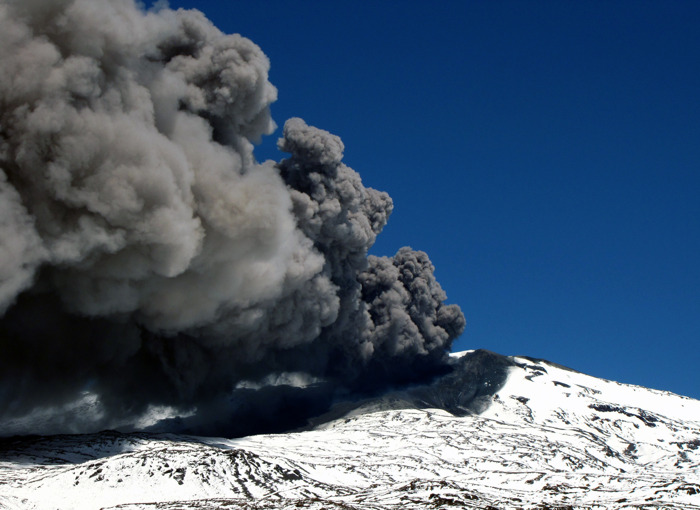 Активизировался вулкан Copahue, расположенный на границе Аргентины и Чили