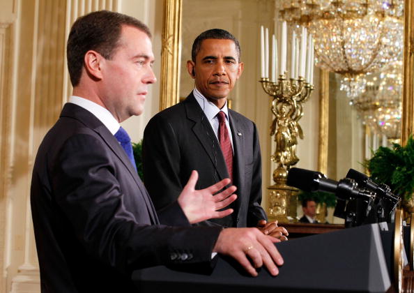 Дмитрий Медведев встретился с Бараком Обамой. Фоторепортаж. Фото: MANDEL NGAN/AFP/Getty Images