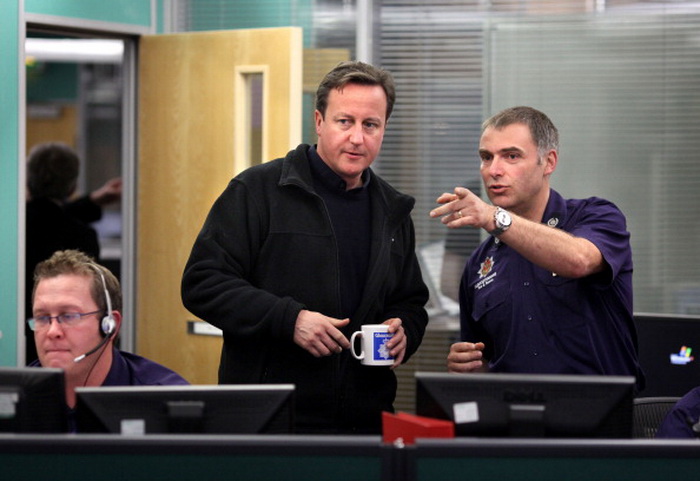 Пострадавшие от наводнения районы Великобритании посетил Дэвид Кэмерон