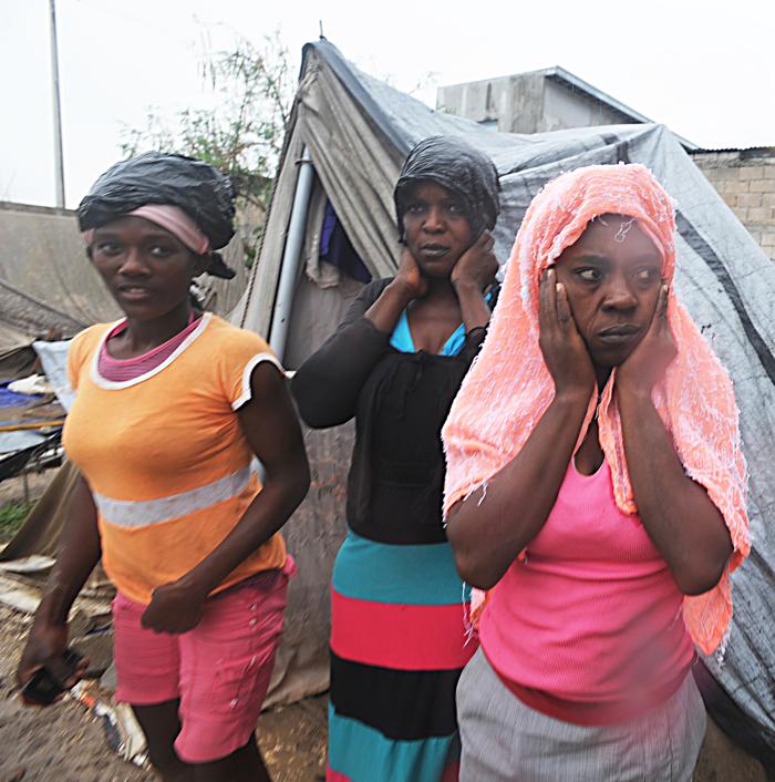 Гаити. Тропический шторм Isaac пронёсся над Порт-о-Пренс