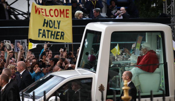 Скотланд-Ярд отпустил шестерых алжирцев, подозреваемых в заговоре против Папы Римского