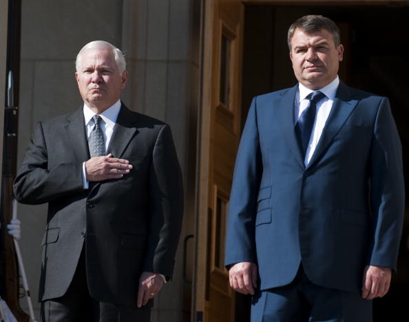 Министры обороны России и США подписали договор о военном сотрудничестве