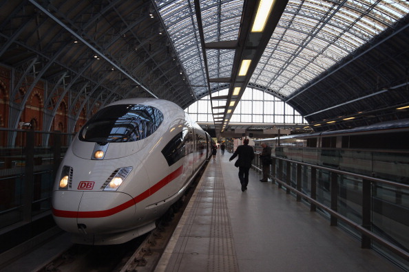 Скоростной экспресс ICE3 InterCity начнет курсировать по туннелю под Ла-Маншем с 2013 года