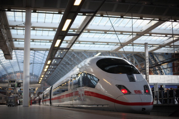 Скоростной экспресс ICE3 InterCity начнет курсировать по туннелю под Ла-Маншем с 2013 года