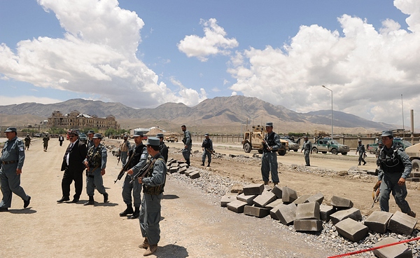 Террорист-смертник в Кабуле подорвал 40 человек: 20 убиты и 20 ранены. Фоторепортаж