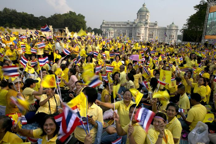 Таиланд празднует 85-летие своего короля Пумипона Адульядета