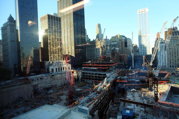 Башни-близнецы 11 сентября 2001 года в Манхеттене были разрушены террористами. Сегодня на месте теракта огласят списки погибших