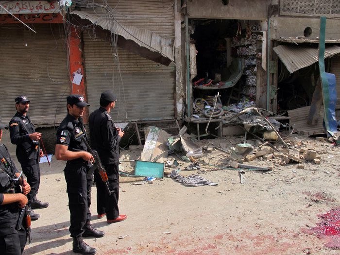 В Пакистане во время праздничного шествия шиитов прогремел взрыв, погибло семь человек