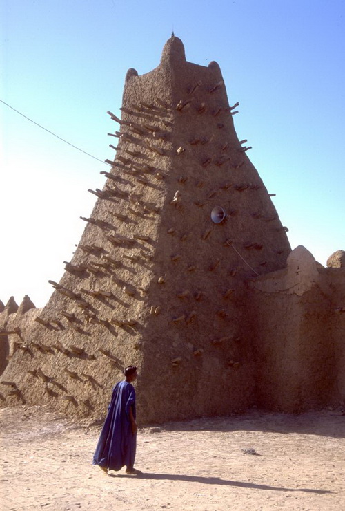 Памятники Всемирного культурного наследия ЮНЕСКО в городе Тимбукту, Мали. Фото: EVAN SCHNEIDER/AFP/GettyImages