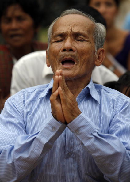 Суд над красными кхмерами сегодня объявит приговор бывшему начальнику тюрьмы S-21  Кейн Гук Иеу. Фоторепортаж