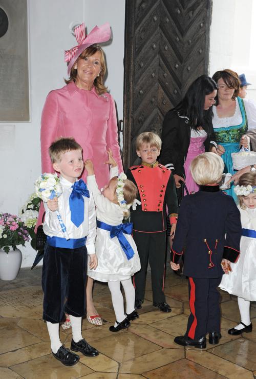 Гости  на свадьбе принцессы  Фелипы фон Бавария