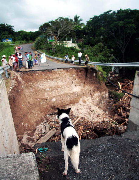 Ураган «Карл» обрушился на мексиканский штат Веракрус