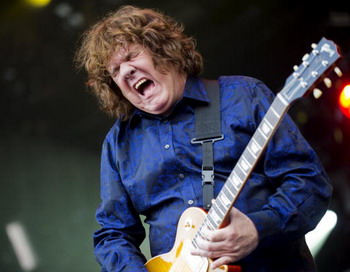 Умер Гари Мур, знаменитый гитарист-виртуоз. Фото: Marten van Dijl/AFP/Getty Images