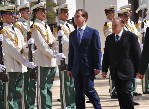 Визит Медведева в Алжир даст возможность открыть инвестиционные бюро