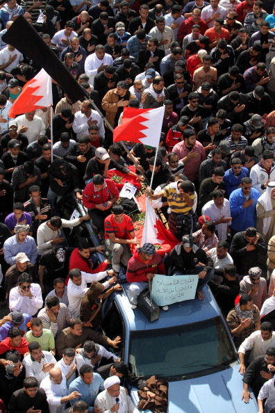 Столица Бахрейна охвачена массовыми выступлениями. Фоторепортаж. Фото: ADAM JAN/AFP/Getty Images