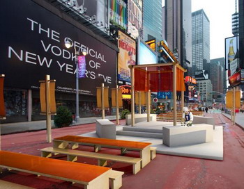 На   Таймс-сквер  в Нью-Йорке  (часть Манхэттена  на пересечении Бродвея  и Седьмой авеню в районе между 42-й и 47-й улицами, где расположены многочисленные театры и кинотеатры, рестораны, отели) будет проходить  3-й ежегодный Международный  конкурс китайского кулинарного искусства. Фото с сайта theepochtimes.com