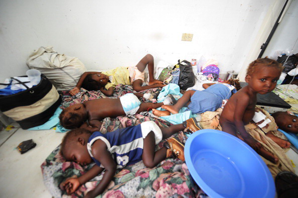 Вспышку холеры подозревают на Гаити