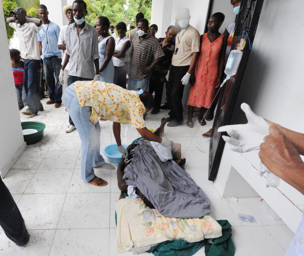 Вспышку холеры подозревают на Гаити