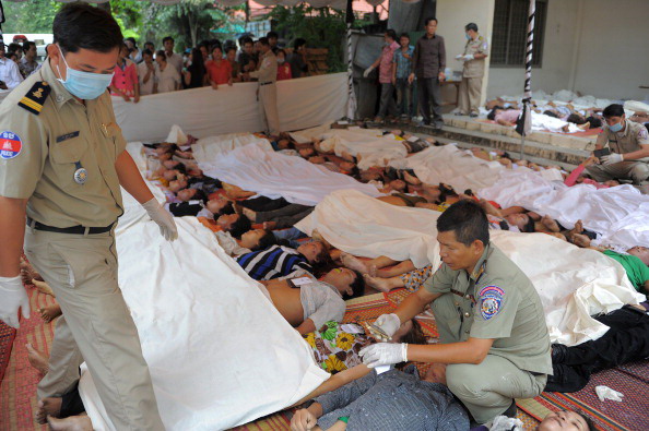 Давка в Камбодже на Фестивале воды в Пномпене унесла 339 жизней
