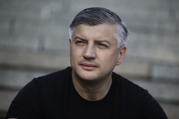В Одессе скончался украинский политик Александр Коробчинский после совершенного на него покушения