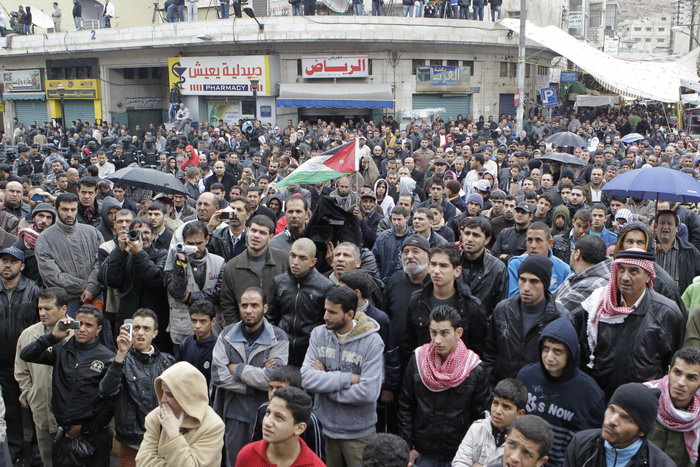Жители Иордании протестуют против высоких цен на топливо