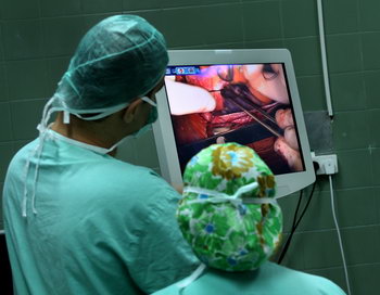 Впервые российские врачи имплантировали клапан сердца, разработанный в России